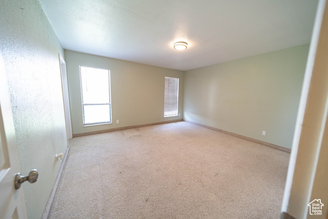 Photo 23 for MLS #2099788 at 703 N Windsor Cir
