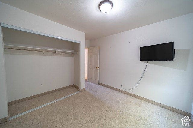 Photo 20 for MLS #2099788 at 703 N Windsor Cir