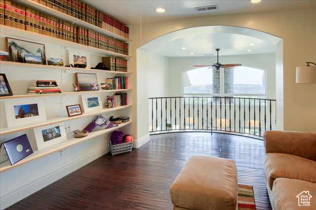 Photo 14 for MLS #2099790 at 2921 E Melanie Ln