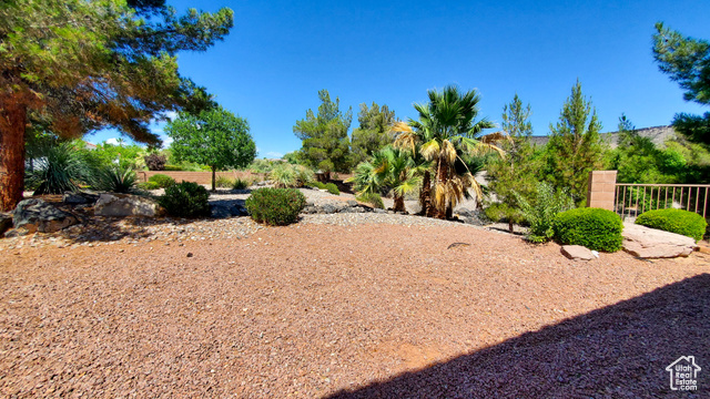 Photo 12 for MLS #2099793 at 1730 W Stonebridge Dr #25