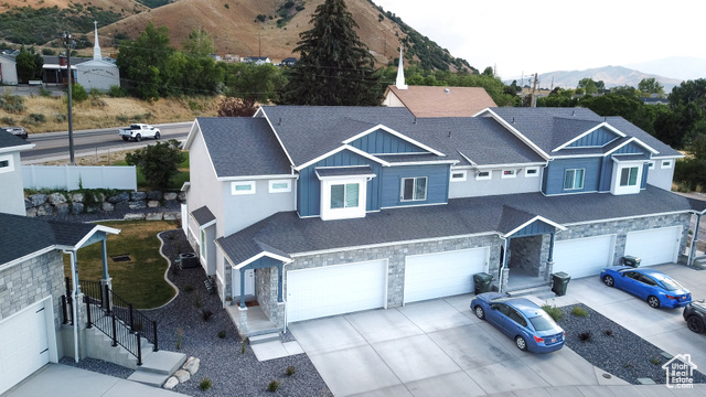 Photo 20 for MLS #2099803 at 25 W 555 South #19