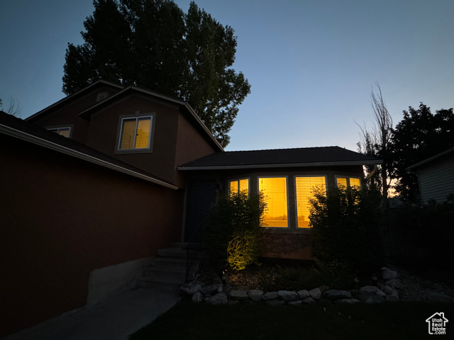 6022 S PARK WOOD DR, Salt Lake City UT 84118