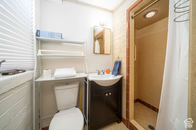 Photo 17 for MLS #2099838 at 52 S Main St