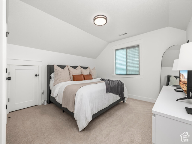 Photo 31 for MLS #2099851 at 1032 N Titan Dr