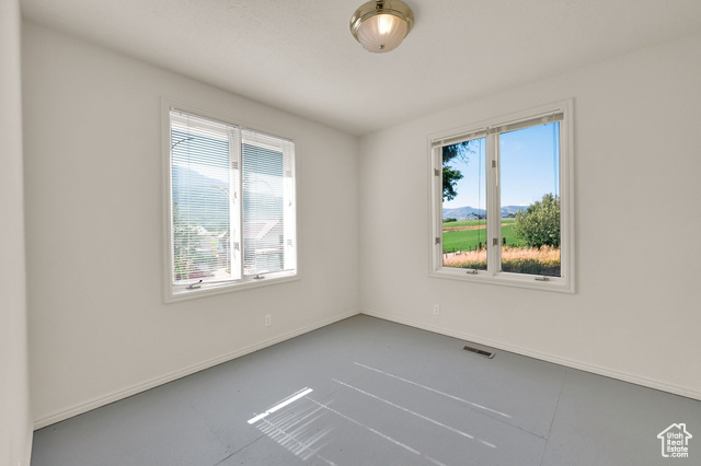 Photo 5 for MLS #2099875 at 3440 E 4100 North