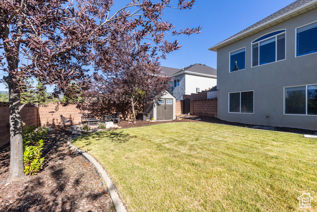 Photo 39 for MLS #2099894 at 2492 W Carmel Canyon Dr