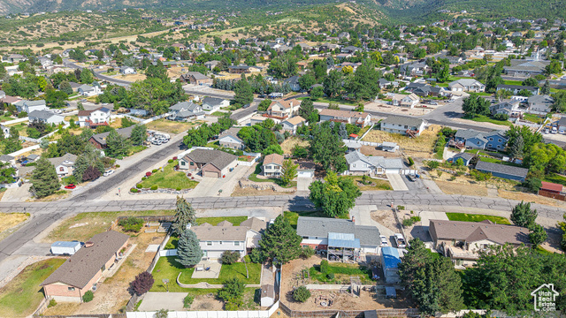 Photo 14 for MLS #2099896 at 300 E Magellan Ln