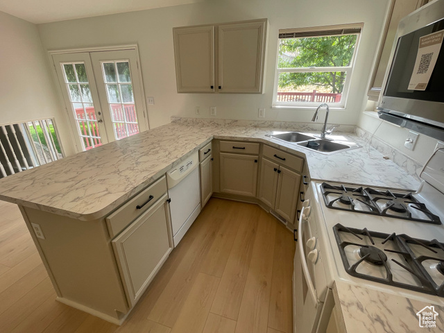 Photo 21 for MLS #2099896 at 300 E Magellan Ln