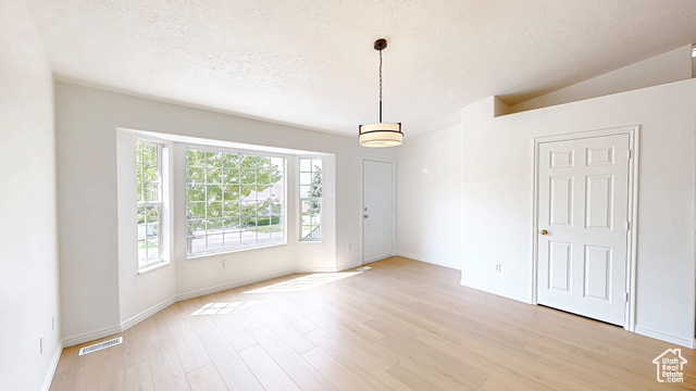 Photo 23 for MLS #2099896 at 300 E Magellan Ln