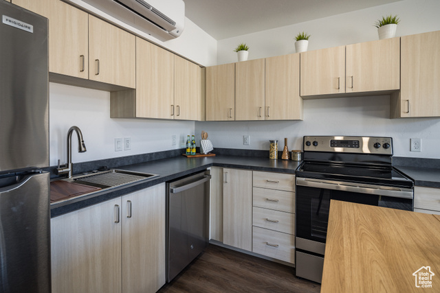 Photo 6 for MLS #2099952 at 443 W Kane Creek Blvd #A205