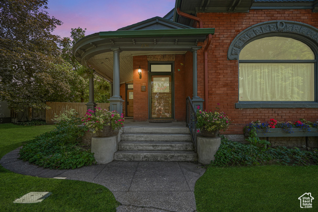 Photo 52 for MLS #2099972 at 230 W Center St