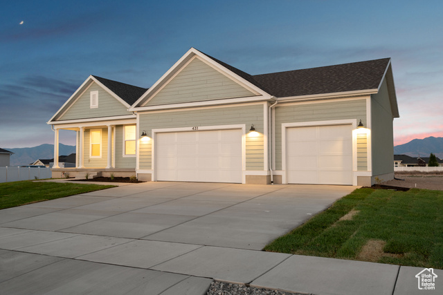 Photo 3 for MLS #2099974 at 431 S Mcbride Dr