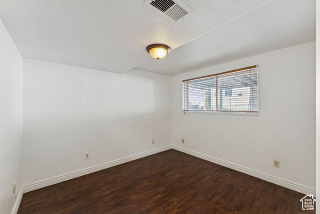 Photo 21 for MLS #2099991 at 203 E Kristin Dr