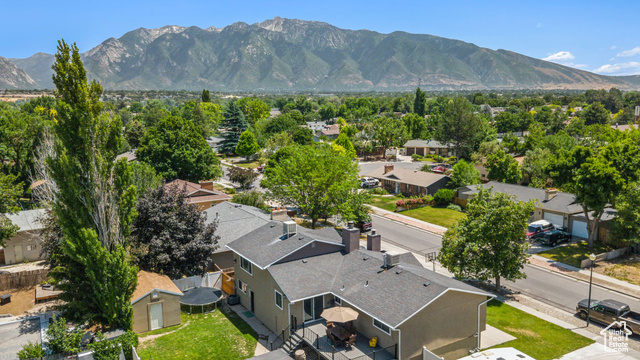 Photo 36 for MLS #2099991 at 203 E Kristin Dr