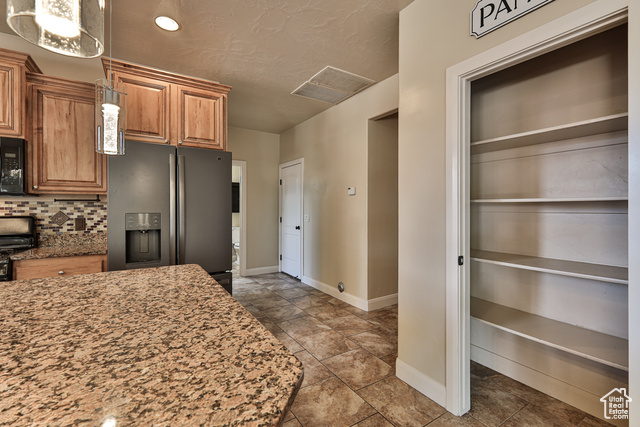 Photo 20 for MLS #2099992 at 2570 S Sycamore Cir