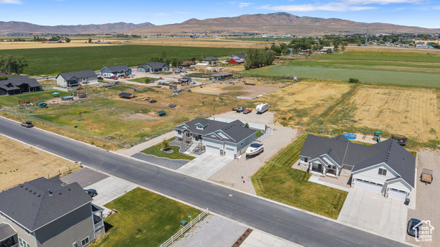 Photo 11 for MLS #2099998 at 6710 W 10125 North