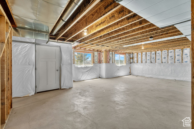 Photo 34 for MLS #2099998 at 6710 W 10125 North