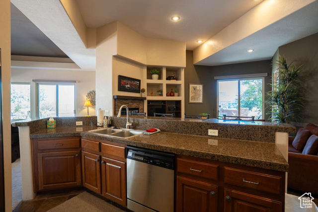 Photo 15 for MLS #2100023 at 584 S Dixie Dr #26