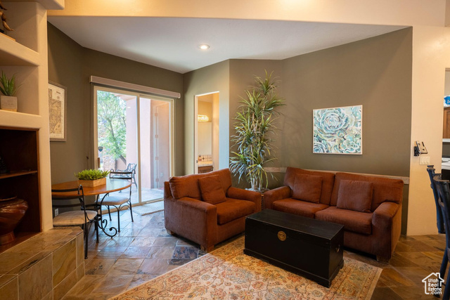 Photo 11 for MLS #2100023 at 584 S Dixie Dr #26