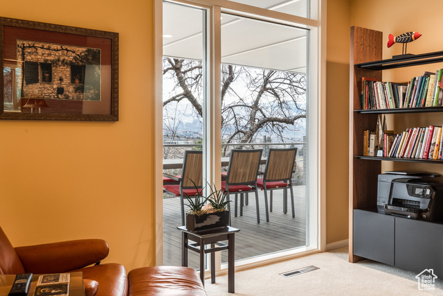 Photo 28 for MLS #2100037 at 724 Eastcapitol Blvd