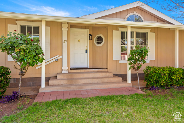 Photo 46 for MLS #2100062 at 139 N Wagon Wheel