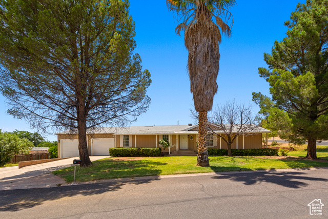 Photo 56 for MLS #2100062 at 139 N Wagon Wheel