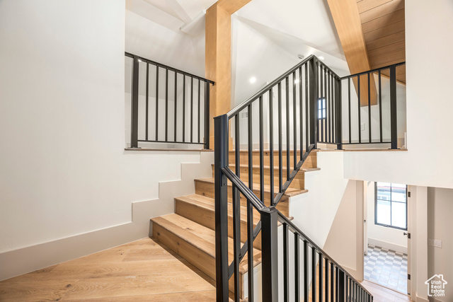 Photo 60 for MLS #2100070 at 331 Daly Ave #6