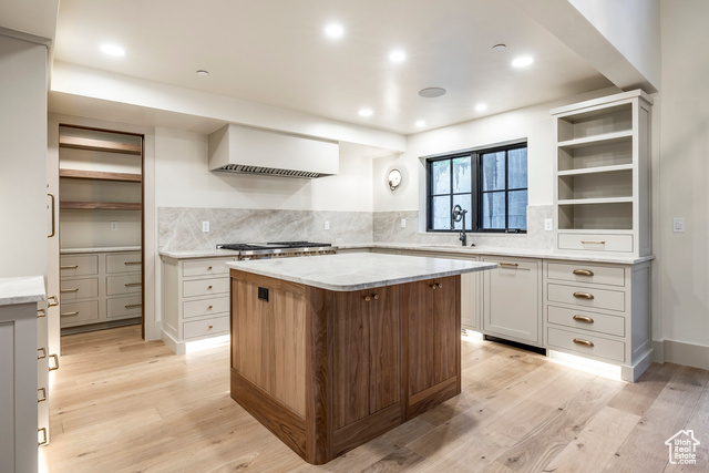 Photo 16 for MLS #2100070 at 331 Daly Ave #6