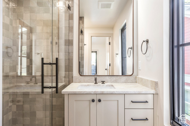 Photo 57 for MLS #2100070 at 331 Daly Ave #6