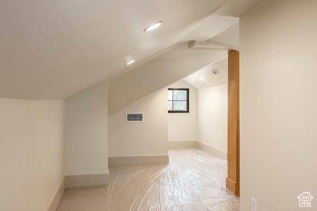Photo 62 for MLS #2100070 at 331 Daly Ave #6