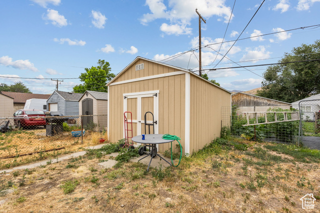 Photo 7 for MLS #2100081 at 2880 S Merton Way