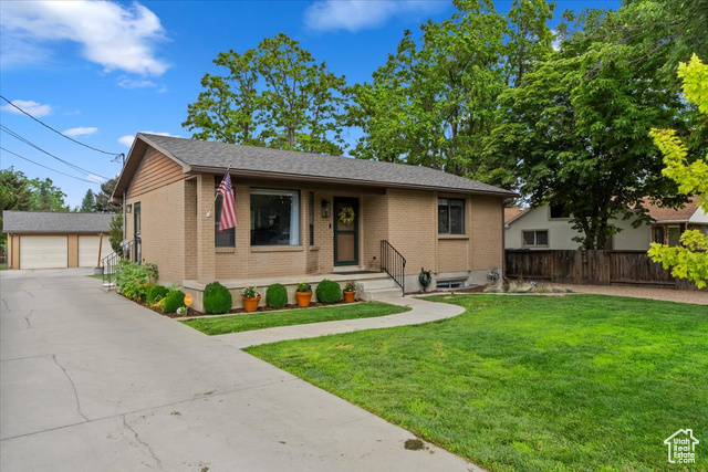 6808 S JEFFERSON ST, Murray UT 84107