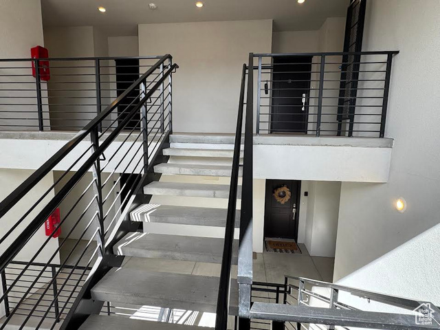 Photo 31 for MLS #2100112 at 757 W Periwinkle Ln #210