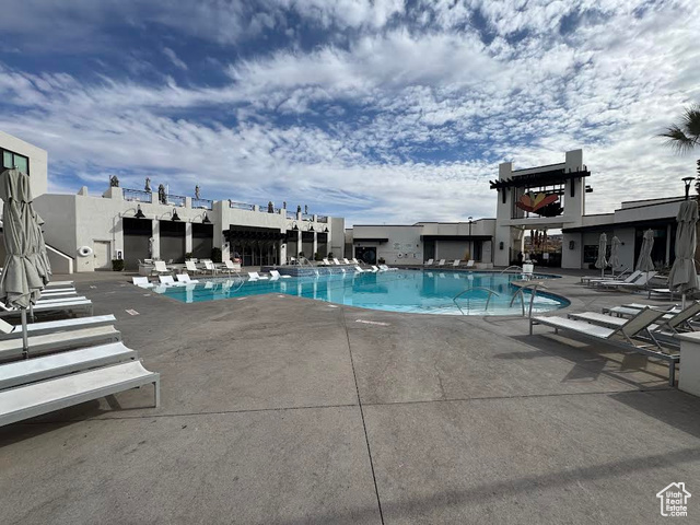 Photo 28 for MLS #2100112 at 757 W Periwinkle Ln #210