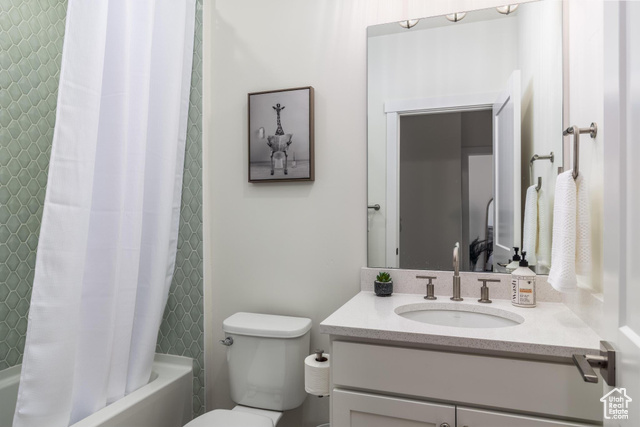 Photo 17 for MLS #2100112 at 757 W Periwinkle Ln #210