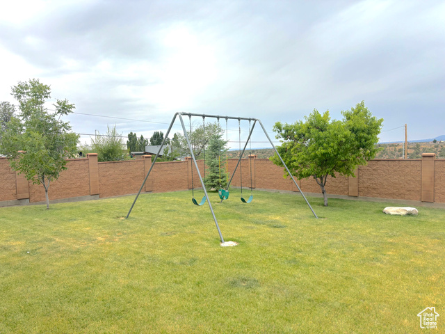 Photo 75 for MLS #2100115 at 617 W Center St