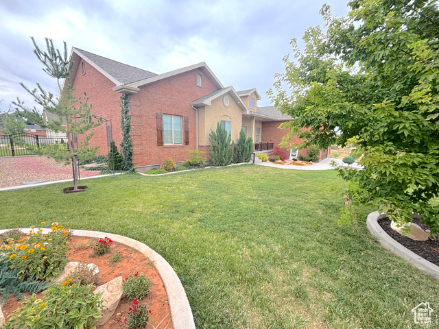 Photo 82 for MLS #2100115 at 617 W Center St