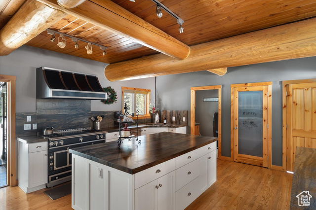 Photo 33 for MLS #2100122 at 7102 S Steller Jay Way