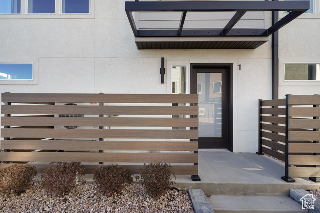Photo 3 for MLS #2100127 at 4479 S 500 East #67