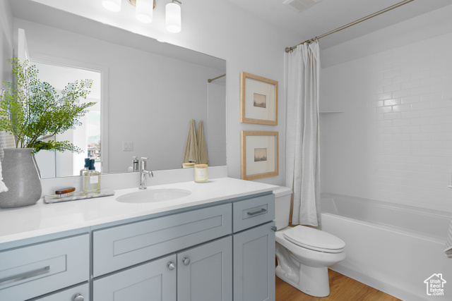 Photo 14 for MLS #2100127 at 4479 S 500 East #67
