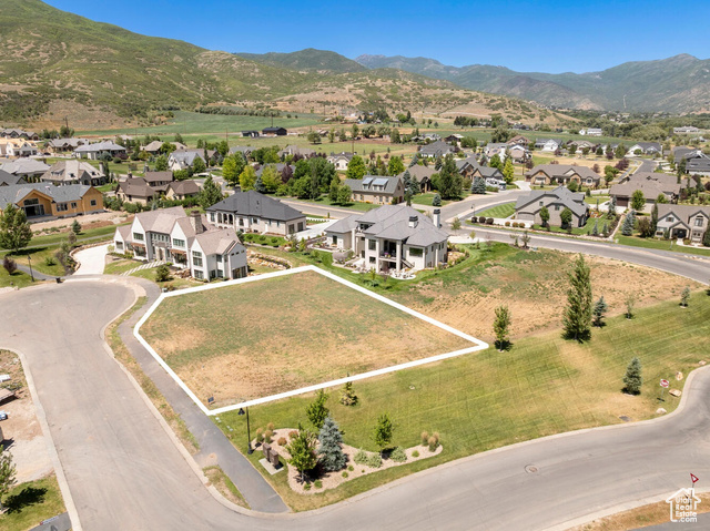 544 W RHEINFALLS CIR, Midway UT 84049