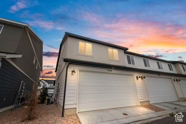 Photo 2 for MLS #2100139 at 3416 W Mitchell Dr