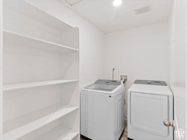 Photo 21 for MLS #2100139 at 3416 W Mitchell Dr