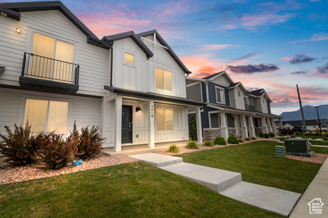 Photo 4 for MLS #2100139 at 3416 W Mitchell Dr