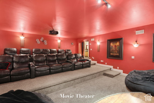 Photo 70 for MLS #2100141 at 522 N Pfeifferhorn Dr