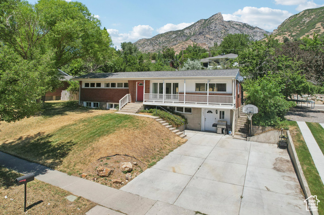 Photo 26 for MLS #2100142 at 1604 N Willow Ln