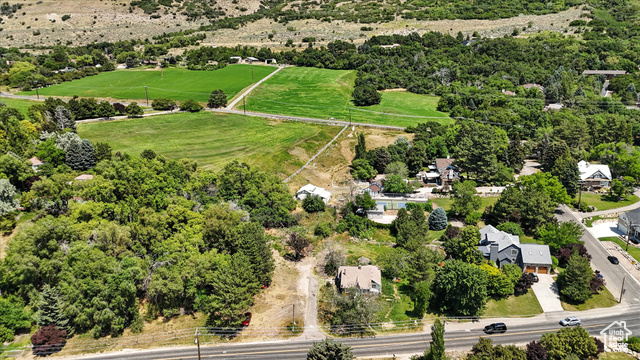 Photo 28 for MLS #2100155 at 1734 N Fruitland Dr