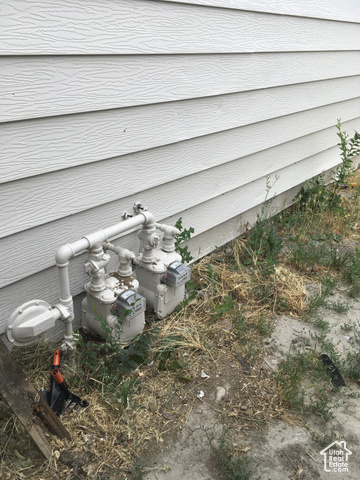 Photo 4 for MLS #2100180 at 2346 S 1440 West #2344