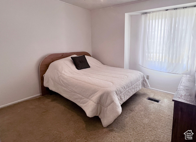 Photo 8 for MLS #2100184 at 790 N Valley Dr