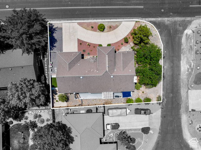 Photo 38 for MLS #2100218 at 985 E Fort Pierce Dr